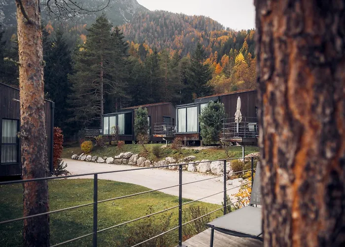 Skyview Chalets am Camping Toblacher See